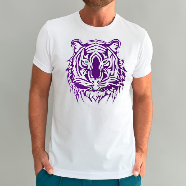 Lion Embroidery T-shirt white purple